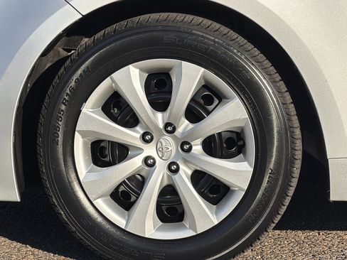 Certified 2024 Toyota Corolla LE image 24