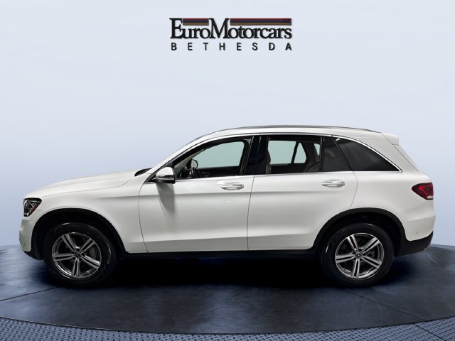 Certified 2022 Mercedes-Benz GLC 300 4MATIC image 2