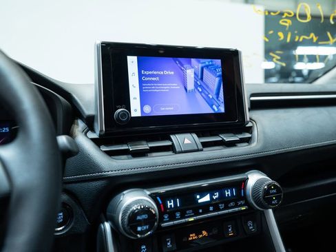 Certified 2024 Toyota RAV4 XLE image 24