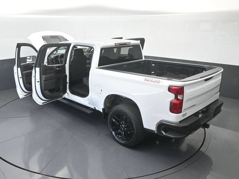 Used 2025 Chevrolet Silverado 1500 Custom Trail Boss AWD/4WD image 71