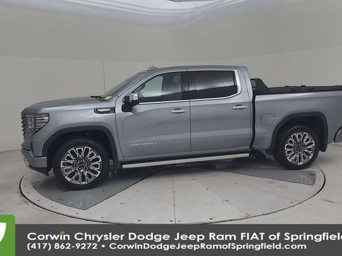 Used 2024 GMC Sierra 1500 Denali Ultimate AWD/4WD image 8