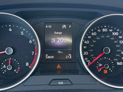 Used 2019 Volkswagen Tiguan SE FWD image 7
