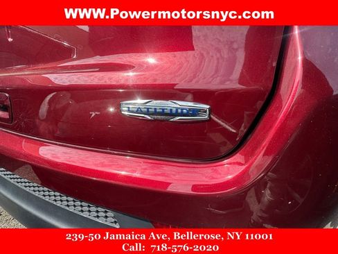 Used 2022 Jeep Compass Latitude AWD/4WD image 6