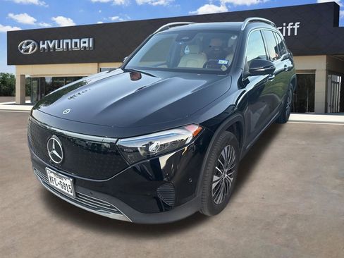 Used 2025 Mercedes-Benz EQB 250+ image 2