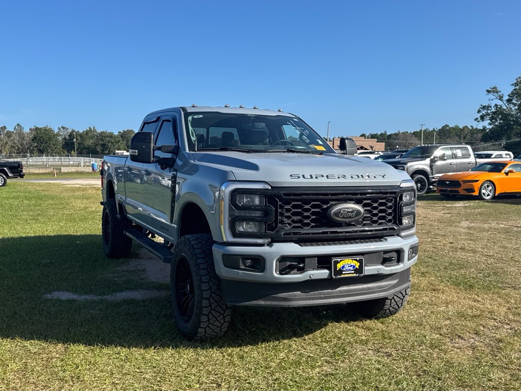 Used 2026 Ford F350 Lariat w/ Black Appearance Package AWD/4WD image 8