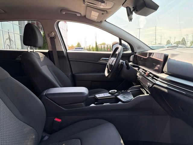 Used 2026 Kia Sportage LX FWD image 28