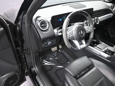 Used 2023 Mercedes-Benz GLB 35 AMG 4MATIC image 12
