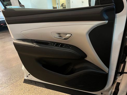 Used 2025 Hyundai Tucson SEL AWD/4WD image 18