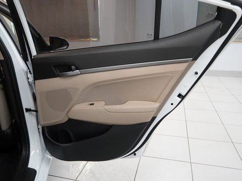 Used 2018 Hyundai Elantra SEL w/ Cargo Package image 22