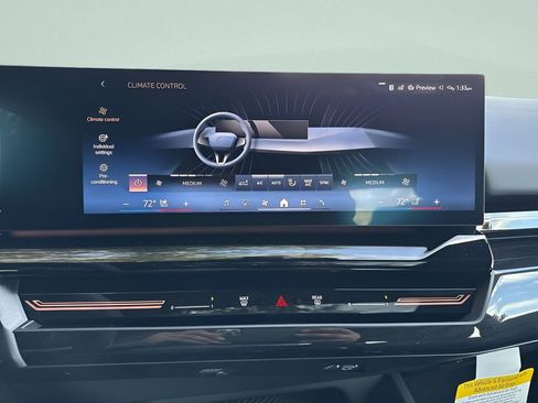 New 2026 BMW 530i xDrive w/ M Sport Package image 23