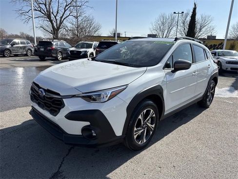 Used 2024 Subaru Crosstrek 2.0i Premium image 8