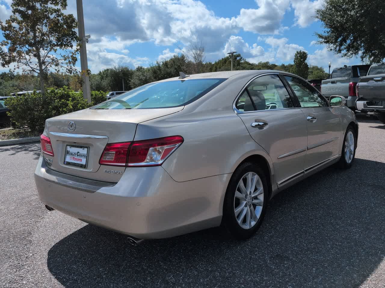 Used 2010 Lexus ES 350 w/ Preferred Accessory Package FWD image 6