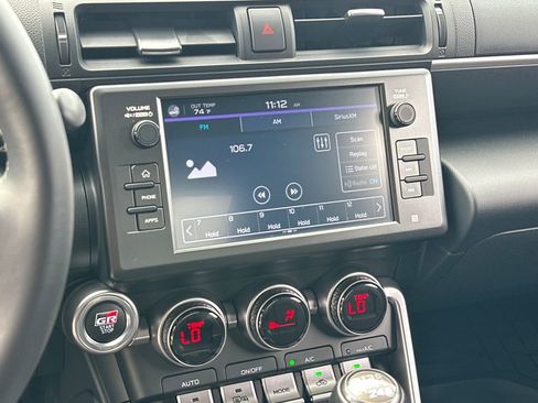 Used 2025 Toyota GR86 image 15