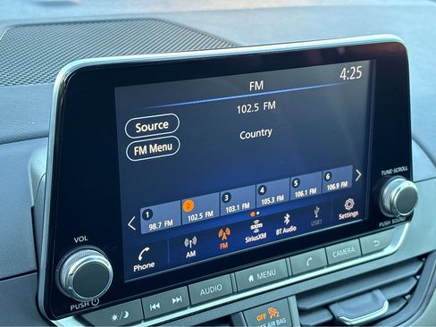 Certified 2024 Nissan Altima 2.5 SV image 6