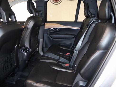 Used 2022 Volvo XC90 T6 Momentum w/ Advanced Package image 49