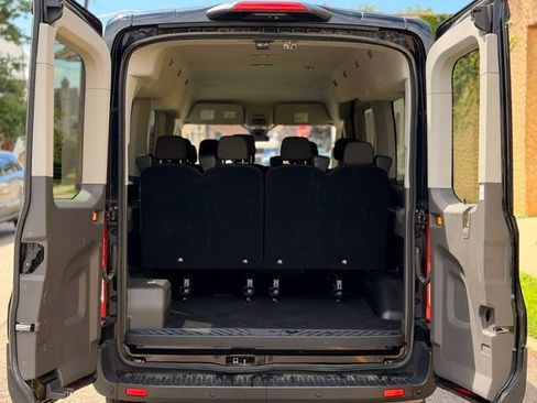 Used 2024 Ford Transit 350 XLT RWD image 7
