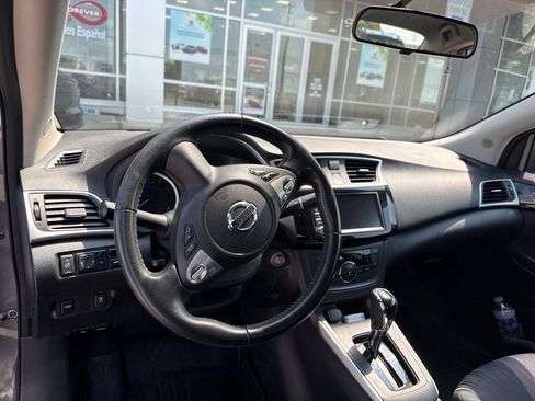 Used 2019 Nissan Sentra SV FWD image 11