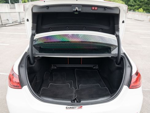 Used 2022 Mercedes-Benz C 300 4MATIC Sedan image 42