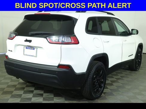 Used 2023 Jeep Cherokee Altitude Lux AWD/4WD image 9