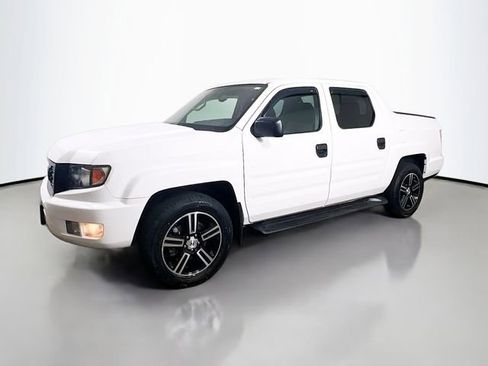 Used 2014 Honda Ridgeline Sport image 3