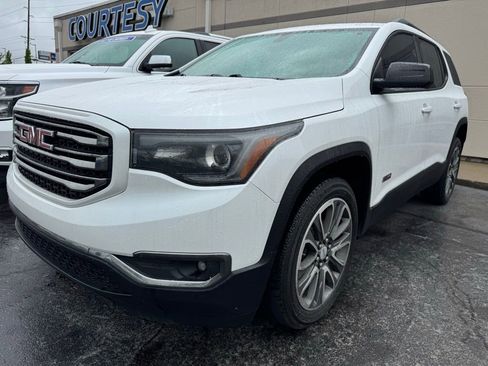 Used 2017 GMC Acadia SLT AWD/4WD image 1