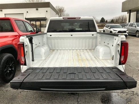 Used 2025 GMC Sierra 1500 SLT image 23