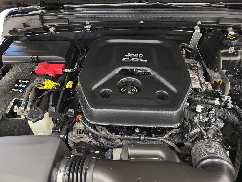 Used 2023 Jeep Wrangler Unlimited Sport AWD/4WD image 8