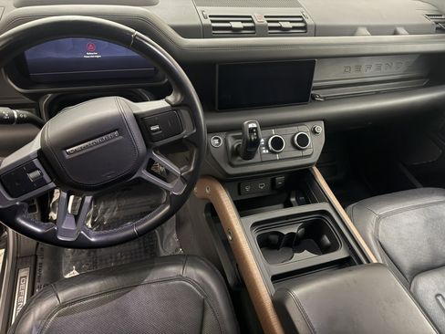 Used 2020 Land Rover Defender 110 X image 18