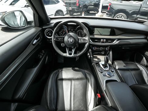 Used 2023 Alfa Romeo Stelvio Ti AWD/4WD image 45