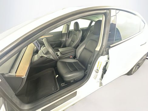 Used 2023 Tesla Model 3 Standard Range RWD image 13