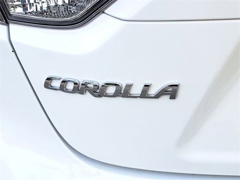 Used 2024 Toyota Corolla LE image 8