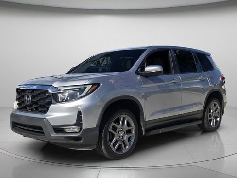 Used 2023 Honda Passport EX-L image 9