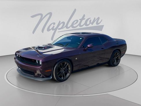 Used 2022 Dodge Challenger R/T Scat Pack w/ Shaker Package RWD image 1