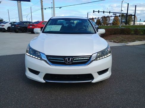 Used 2015 Honda Accord EX-L image 2