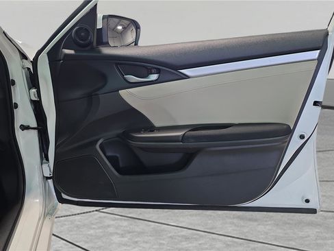 Used 2017 Honda Civic EX image 26