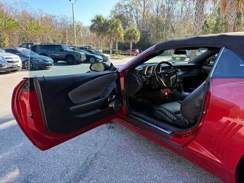 Used 2015 Chevrolet Camaro SS image 11