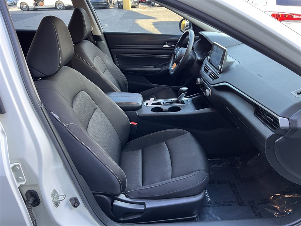 Used 2020 Nissan Altima 2.5 S FWD image 17