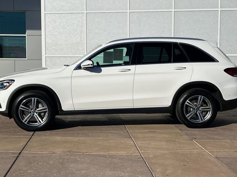 Used 2021 Mercedes-Benz GLC 300 4MATIC w/ Premium Package image 7