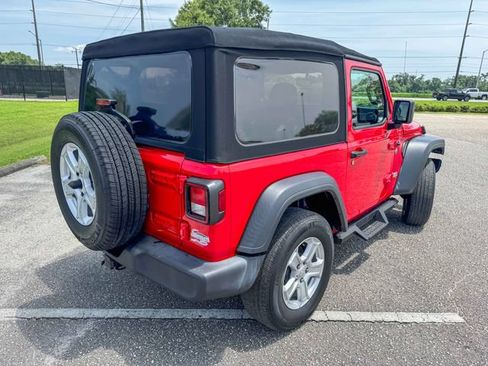 Used 2020 Jeep Wrangler Sport AWD/4WD image 3