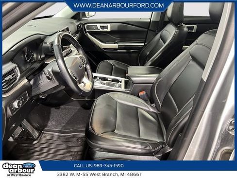 Used 2022 Ford Explorer XLT w/ Equipment Group 202A AWD/4WD image 9
