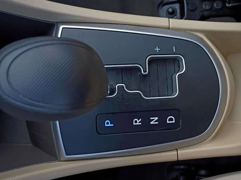 Used 2012 Hyundai Accent GLS image 21