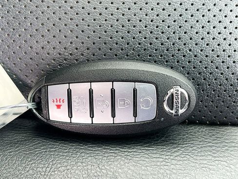 Used 2020 Nissan Murano SL w/ Moonroof Package image 37