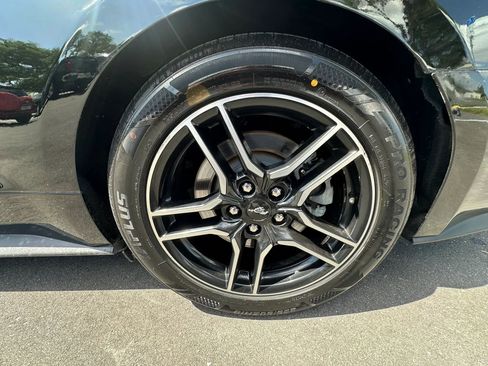 Used 2020 Ford Mustang GT Premium image 30