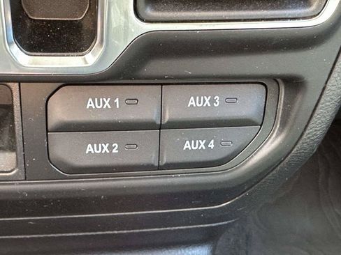 Used 2023 Jeep Wrangler Unlimited w/ Cold Weather Group AWD/4WD image 20