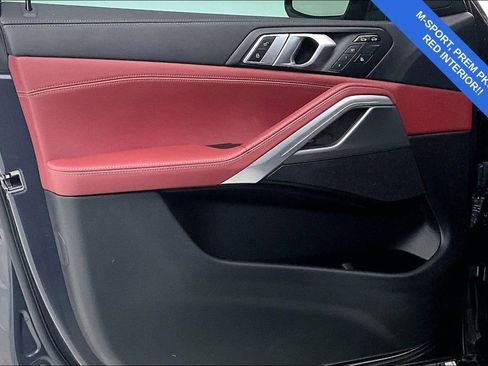 Used 2021 BMW X6 xDrive40i w/ M Sport Package image 23