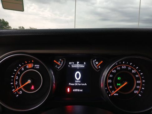 Used 2018 Jeep Wrangler Sport AWD/4WD image 11