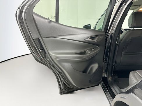 Used 2025 Buick Encore GX Preferred image 27