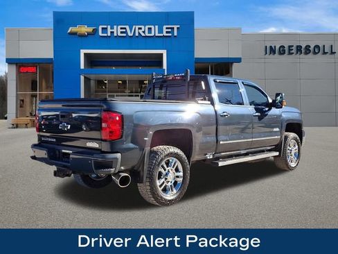 Used 2019 Chevrolet Silverado 2500 High Country w/ Duramax Plus Package image 9