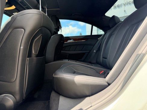 Used 2014 Mercedes-Benz CLS 550 4MATIC image 14