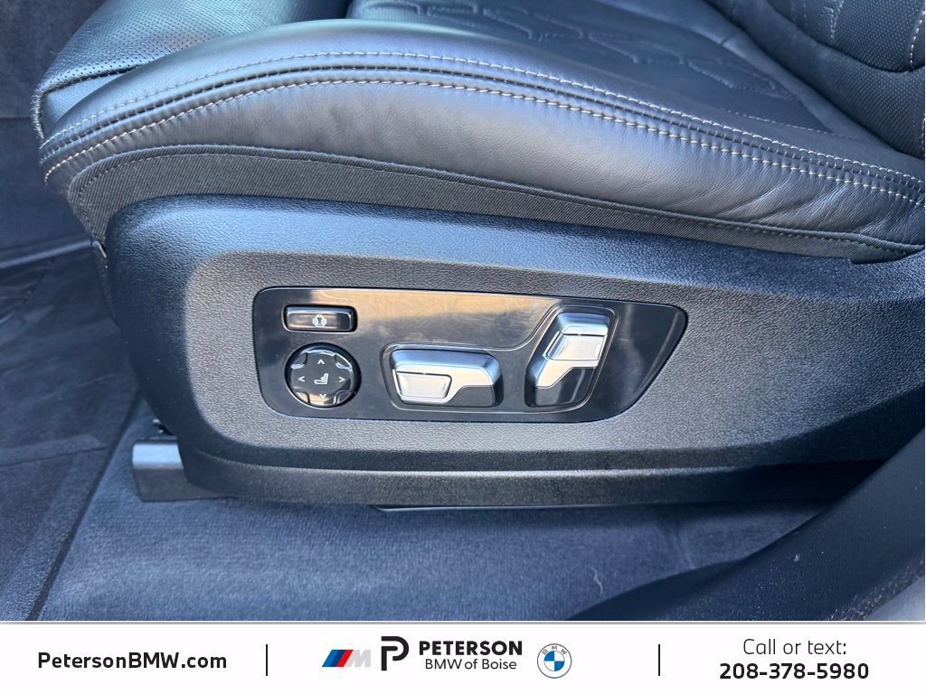 Used 2026 BMW X7 M60i AWD/4WD image 30